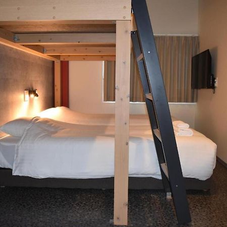 Shinsaibashi House Hotell Osaka Exteriör bild