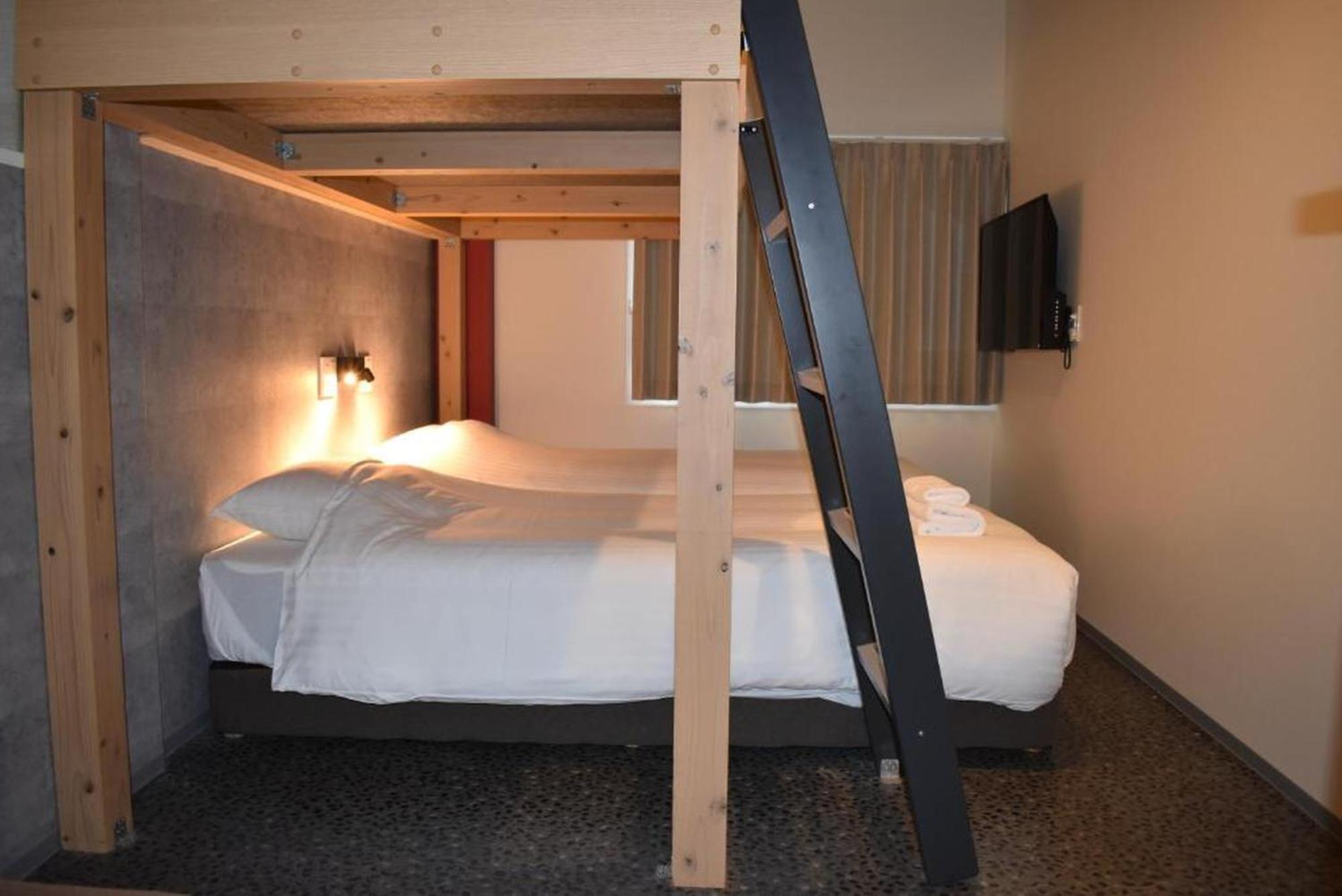 Shinsaibashi House Hotell Osaka Exteriör bild